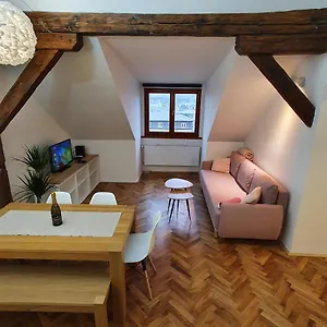 Castle View , Praga Czechy